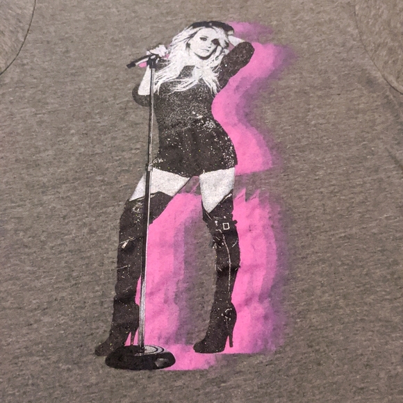 Carrie Underwood Tops - Carrie Underwood women's top